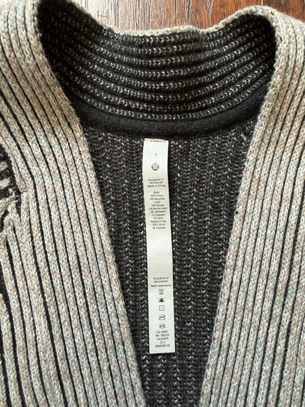 lululemon athletica Black & Silver Ribbed Open Cardigan - Picture 2 of 4